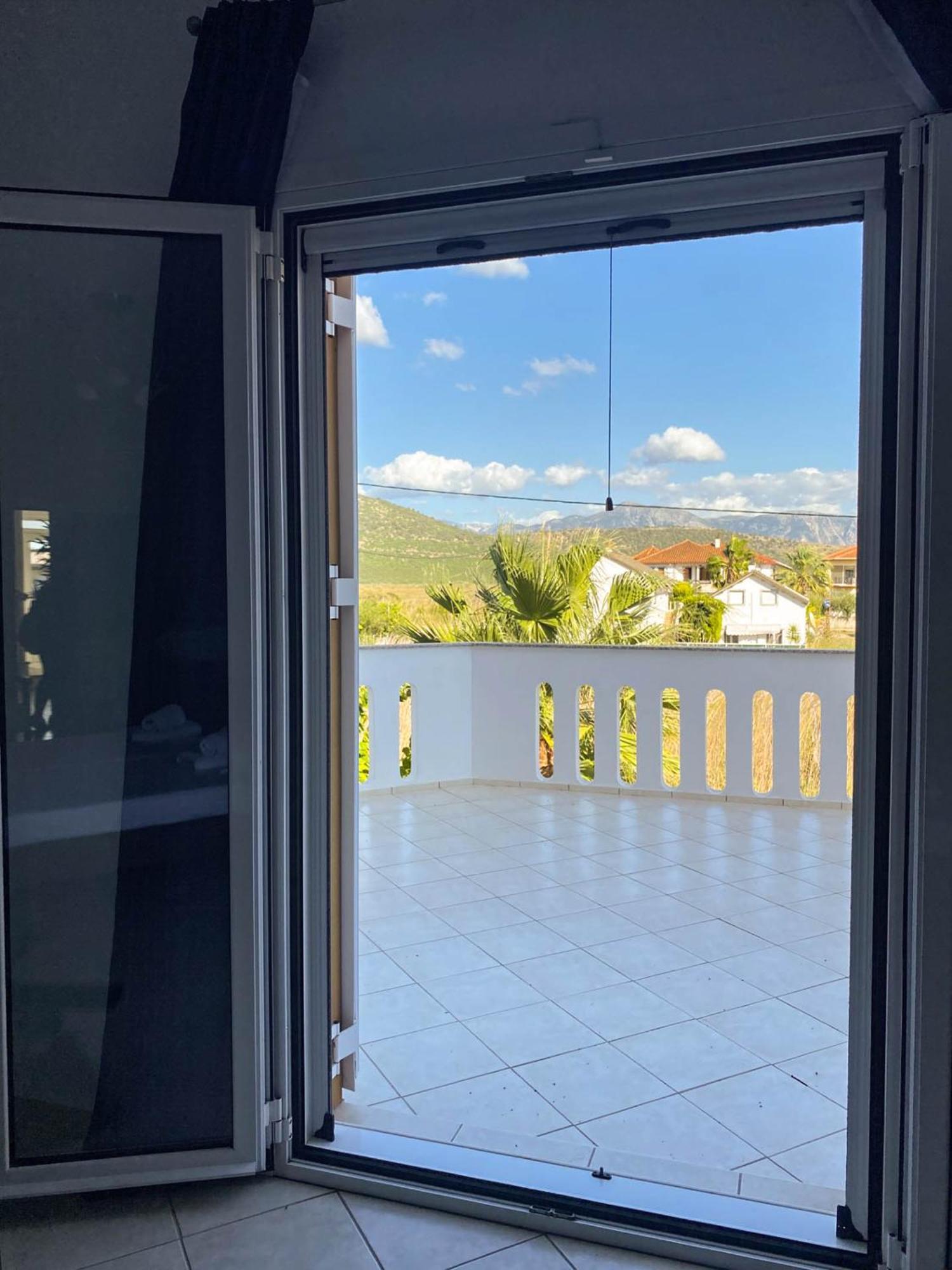 אמודיה Hotel Alexandros מראה חיצוני תמונה