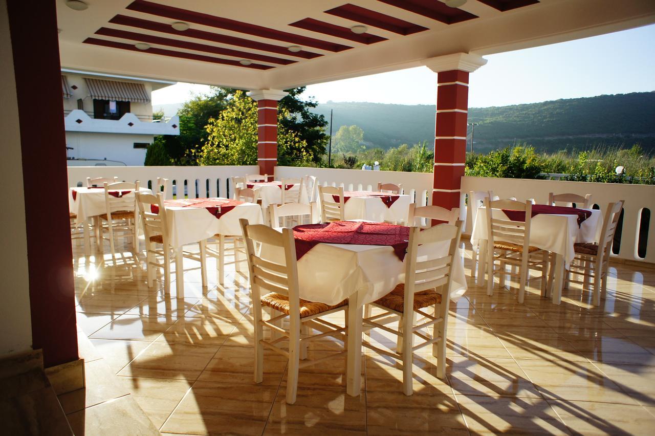 אמודיה Hotel Alexandros מראה חיצוני תמונה