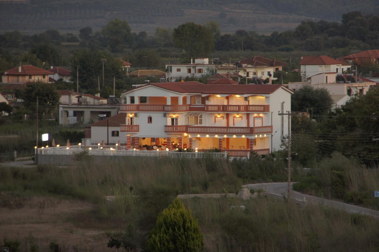אמודיה Hotel Alexandros מראה חיצוני תמונה